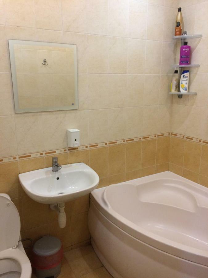 Room In The Guest House Odessa Exterior foto